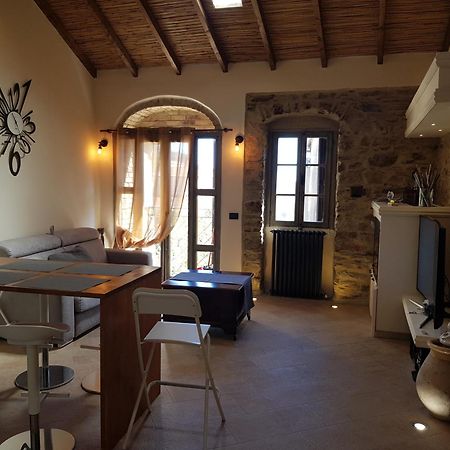 Apartmán Casa Al-Ma Pietrabruna Exteriér fotografie